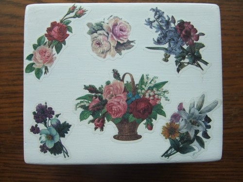 Wooden trinket box - trinket, box,
