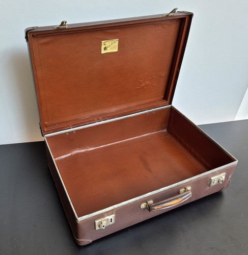Blobetrotter vintage suitcase - vintage,