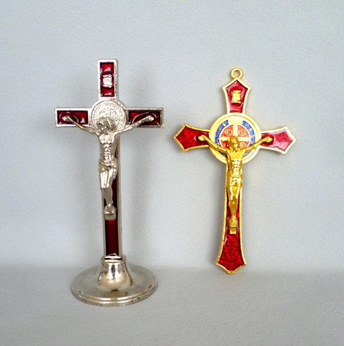Benedict crucifix 1 x - benedict, crucifix.