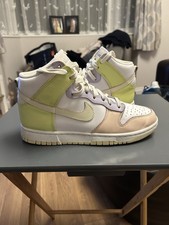 NIKE DUNK “LEMON TWIST” TRAINERS SIZE 6