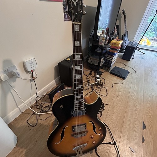 Washburn electric guitar - washburn,