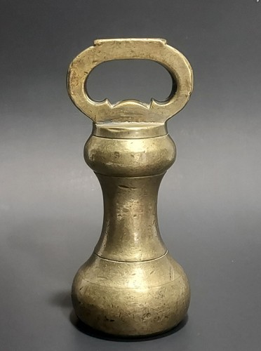 Antique 4lb brass butchers - 4lb,
