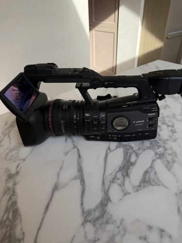 Canon xf305e professional - canon,