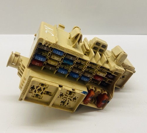 Fuse box for renault master - renault,