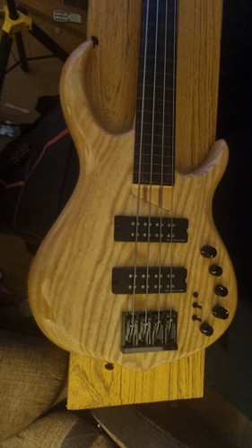 Sire marcus miller - sire, v2