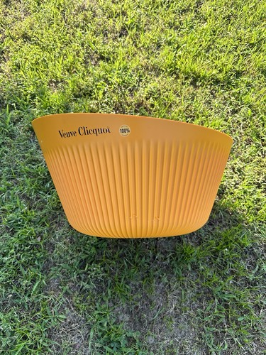 Veuve clicquot sunrays - veuve, ice