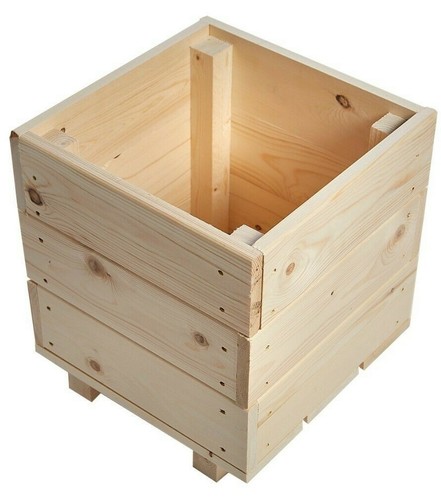 Square wooden planter - square,