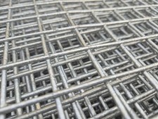 1.8m x 0.9m (1" x 1") 12G