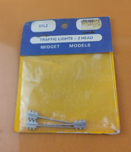 Midget models gauge - gauge, white