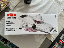 OXO Good Grips V-Blade Mandoline Slicer 18/8 Stainless Steel White/Black BNIB