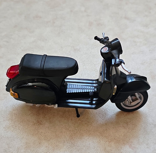 Vespa classic scooter - vespa,