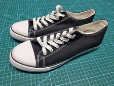 Avenue Black and White Vintage