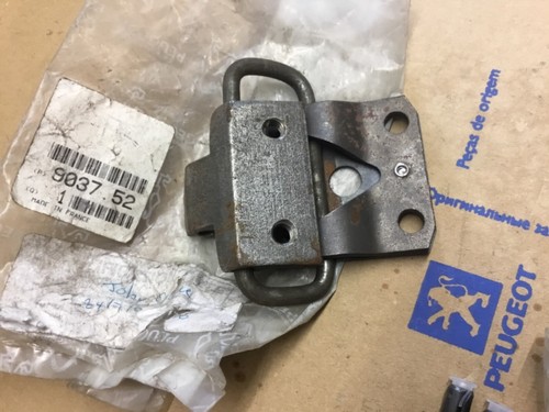 Genuine peugeot 505 mk1 - ,