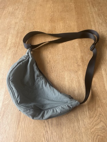 Green bum bag - bum, body
