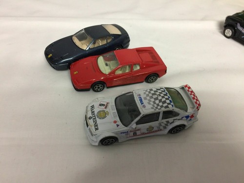 Burago scale ferrari bmw - 1:43,