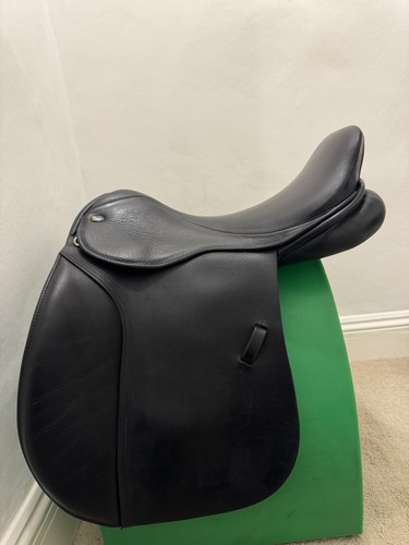 Silhouette vsd saddle - 17.5”,