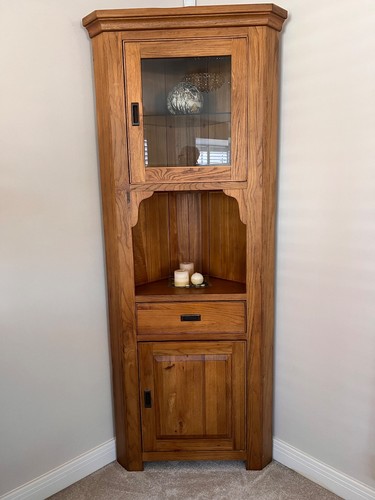 Corner display unit - display,