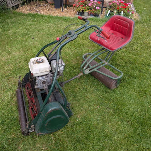 Webb 24inch cylinder mower
