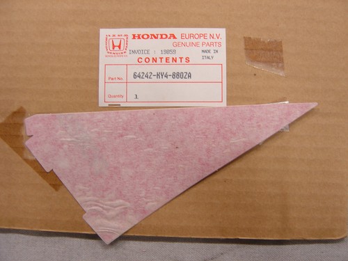 Left upper awning fairing - left,