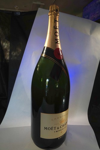 Moet chandon 12l - &, factice