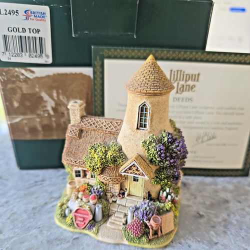 Lilliput lane gold top l2495 - lane,