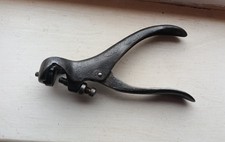 VINTAGE SAW SETTING TOOTH