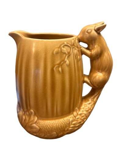 Sylvac large squirrel acorn - sylvac,