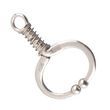 ✈Cattle Nose Ring Stainless Steel Cattle Nose Clamp Bull Cow W Spring Nose Ring
