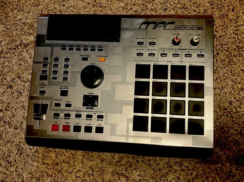 Akai mpc2000xl special edition - akai,