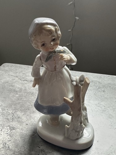 Vintage porcelain figurine - porcelain,
