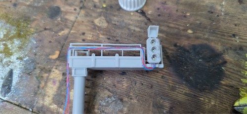 Signal gantry buffer stop - &,