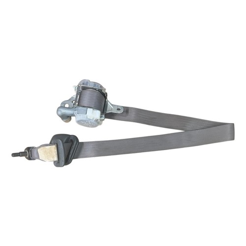 Toyota hilux seat belt - hilux,
