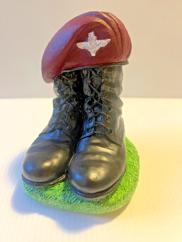 Resin boots beret - resin, &