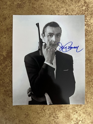 James bond 007 signed - 🔫,