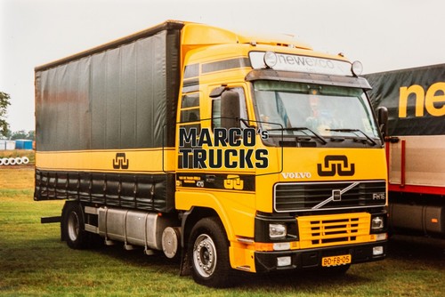 Truck photo volvo - truck,