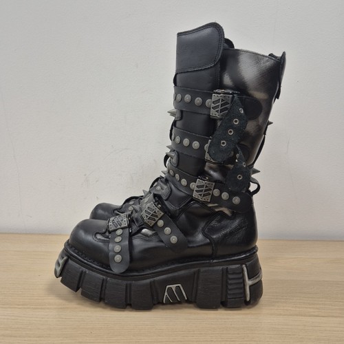 New rock reactor stud spikes - stud,