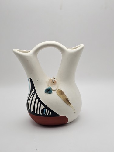 Signed torgray pottery unity - signed,