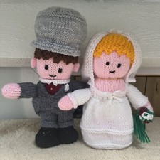 Hand Knitted Bride & Groom