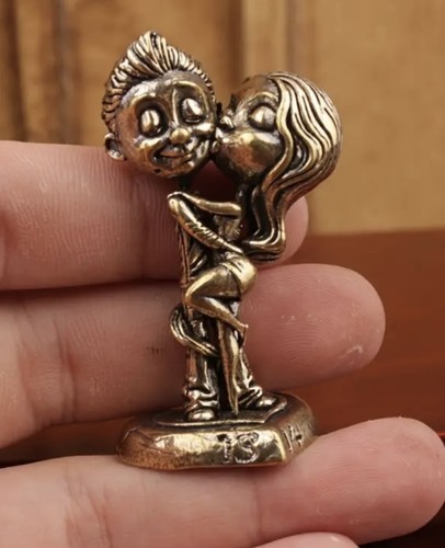 Brass statuette couple in - brass,