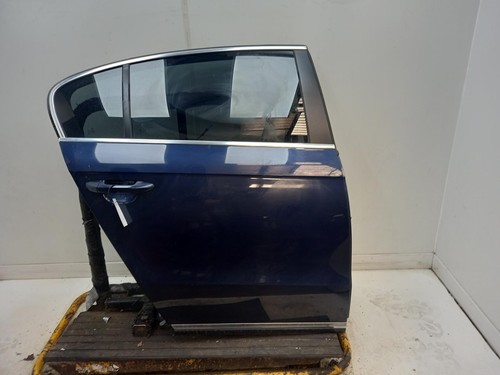 Volkswagen passat right rear - volkswagen,