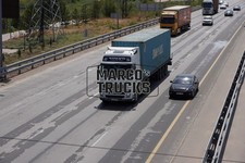 Truck photo Volvo FH container