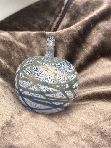 Okra glass apple paperweight - apple,