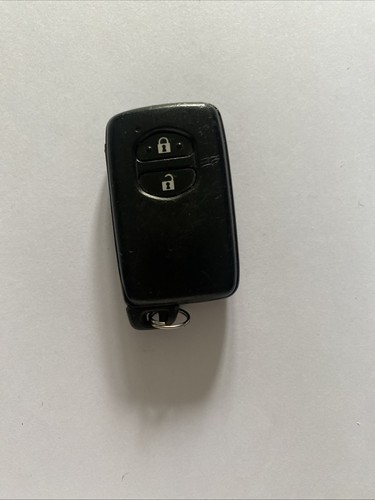 Genuine toyota smart key - toyota,
