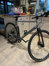 Boardman Hybrid 8.8  Road Bike