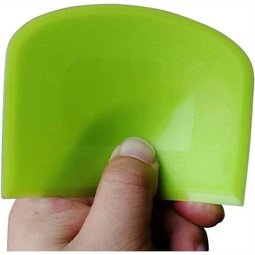 Flexible plastic dough cutter - flexible,