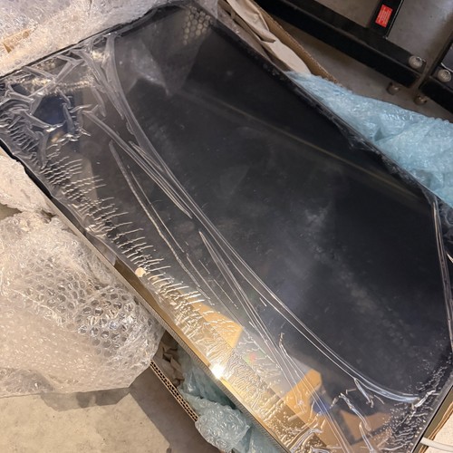 Used vesa mount apple - used,