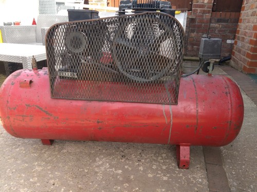 Cfm air compressor - 14,