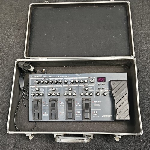 Boss multi effects - me-80,