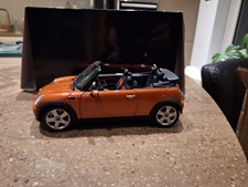 Kyosho 1:18 Mini Cooper
