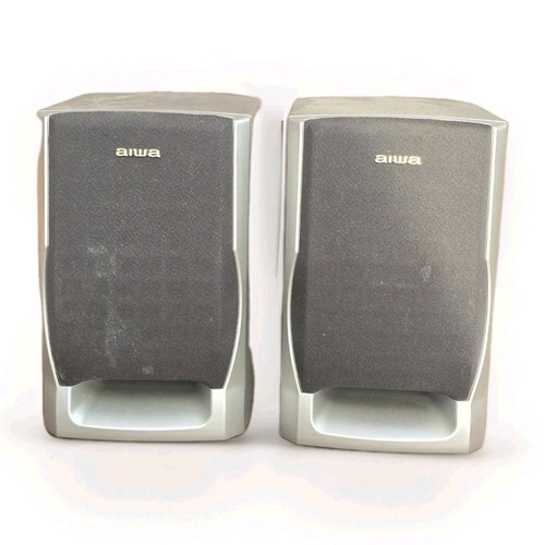 Aiwa bookshelf speakers pair - bookshelf,